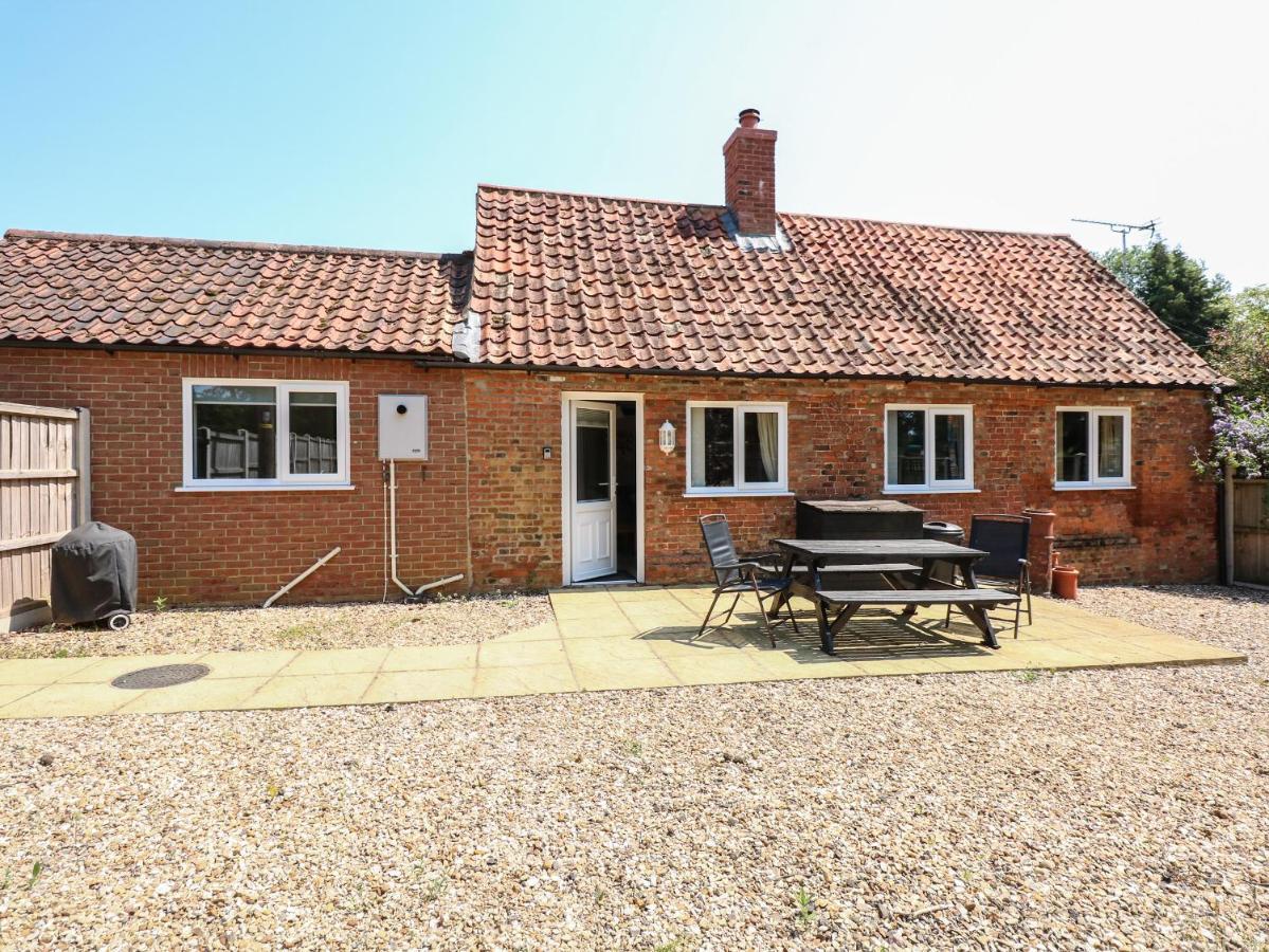 Hadleigh Farm Cottage King's Lynn Exterior photo