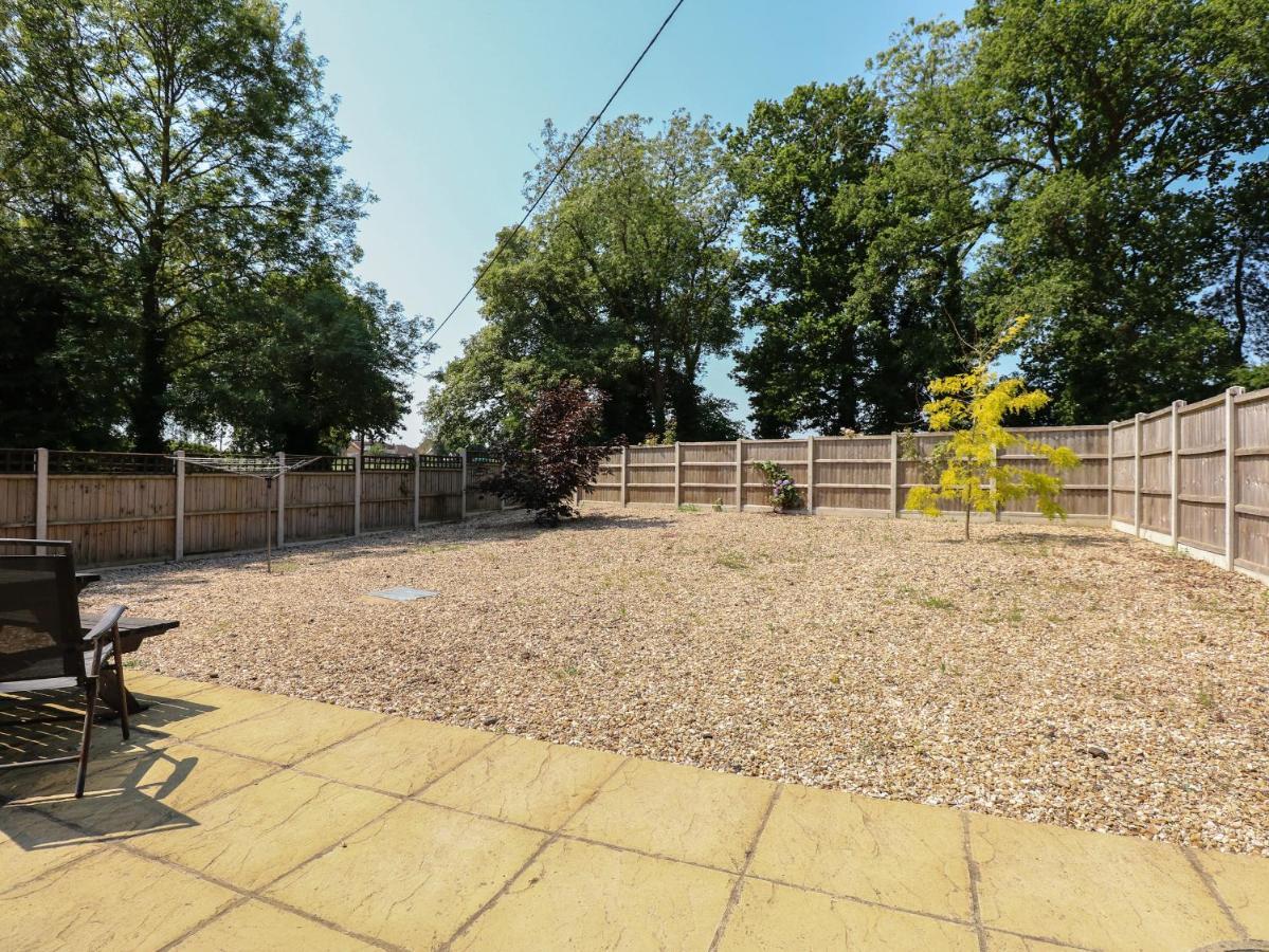 Hadleigh Farm Cottage King's Lynn Exterior photo